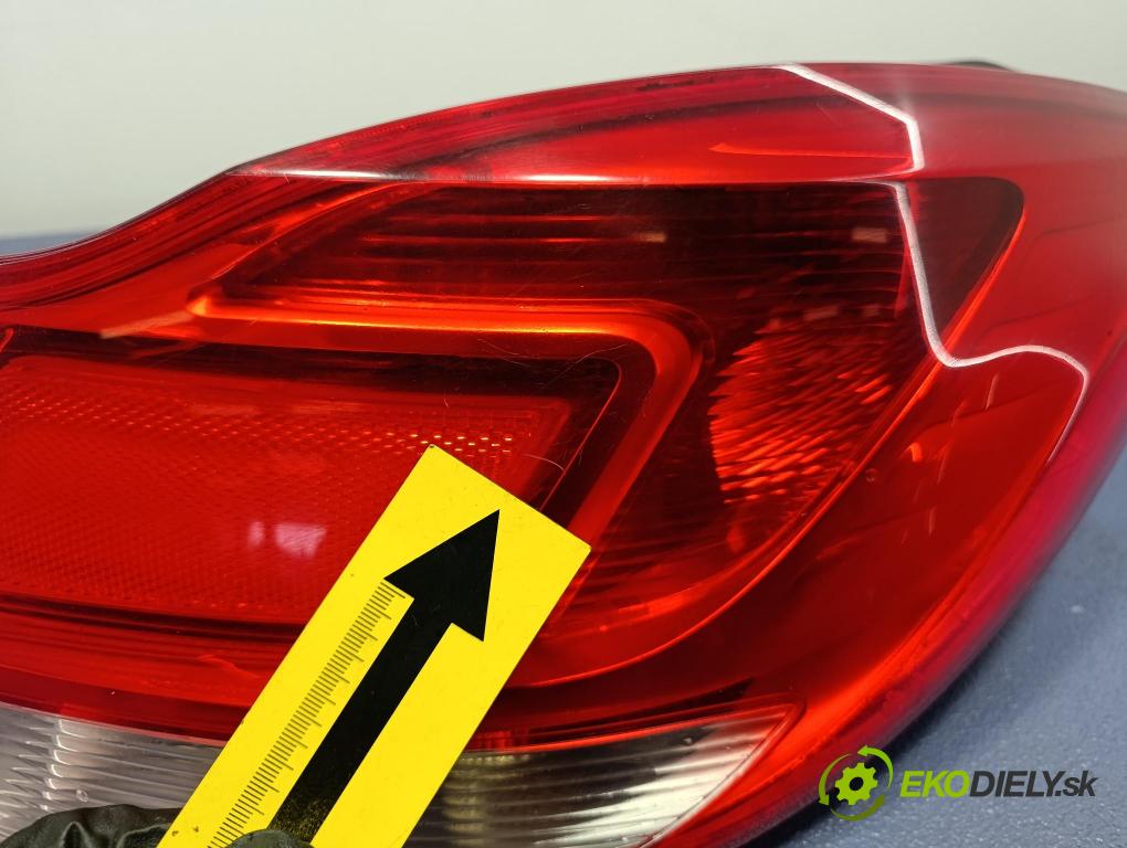 Opel Insignia 2010 svetlo / reflektor zad Prava: Vonkajsia: 168348