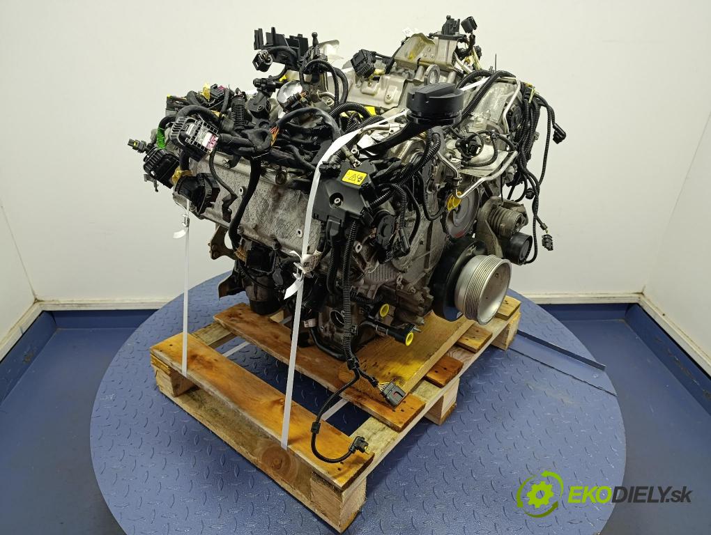 Bmw M5 2018 motor Benzín: S63B44T4