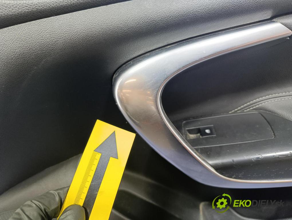 Opel Insignia 2010 Čalounictví: dvere Predné Prava: 13277420