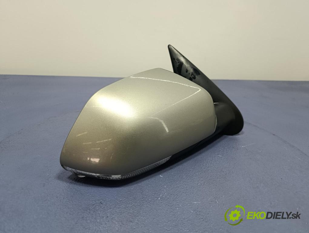 Skoda Octavia 2006 zrkadlo pravé 253356002
