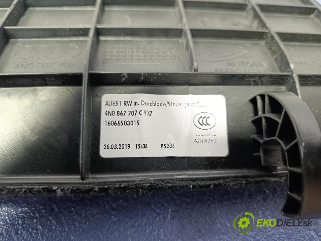 Audi A8 2019 Tapacír: kufr 4N0867707
