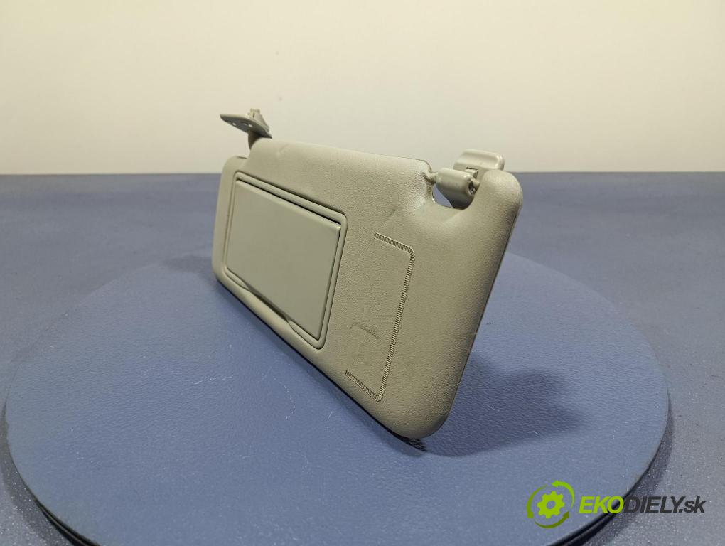 Daihatsu Trevis 2007 kryt slnečná clona