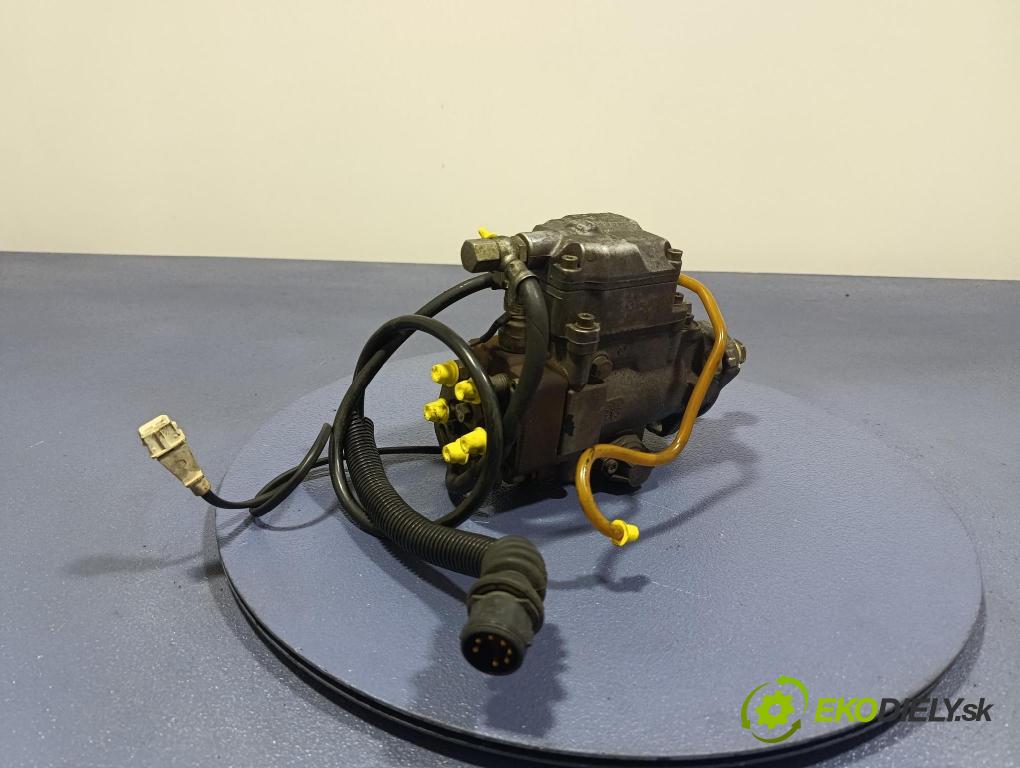 Audi A6 1997 čerpadlo Injekcia: 046130108G
