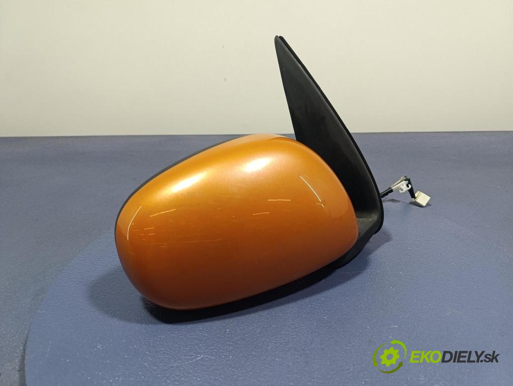Daihatsu Trevis 2007 zpětné zrcátko prave