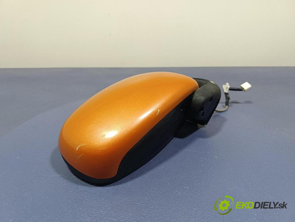 Daihatsu Trevis 2007 zpětné zrcátko prave