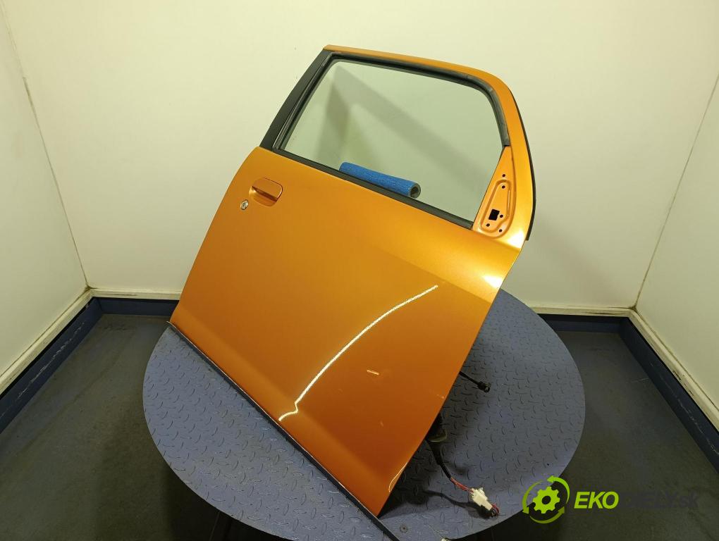 Daihatsu Trevis 2007 dveře před prave