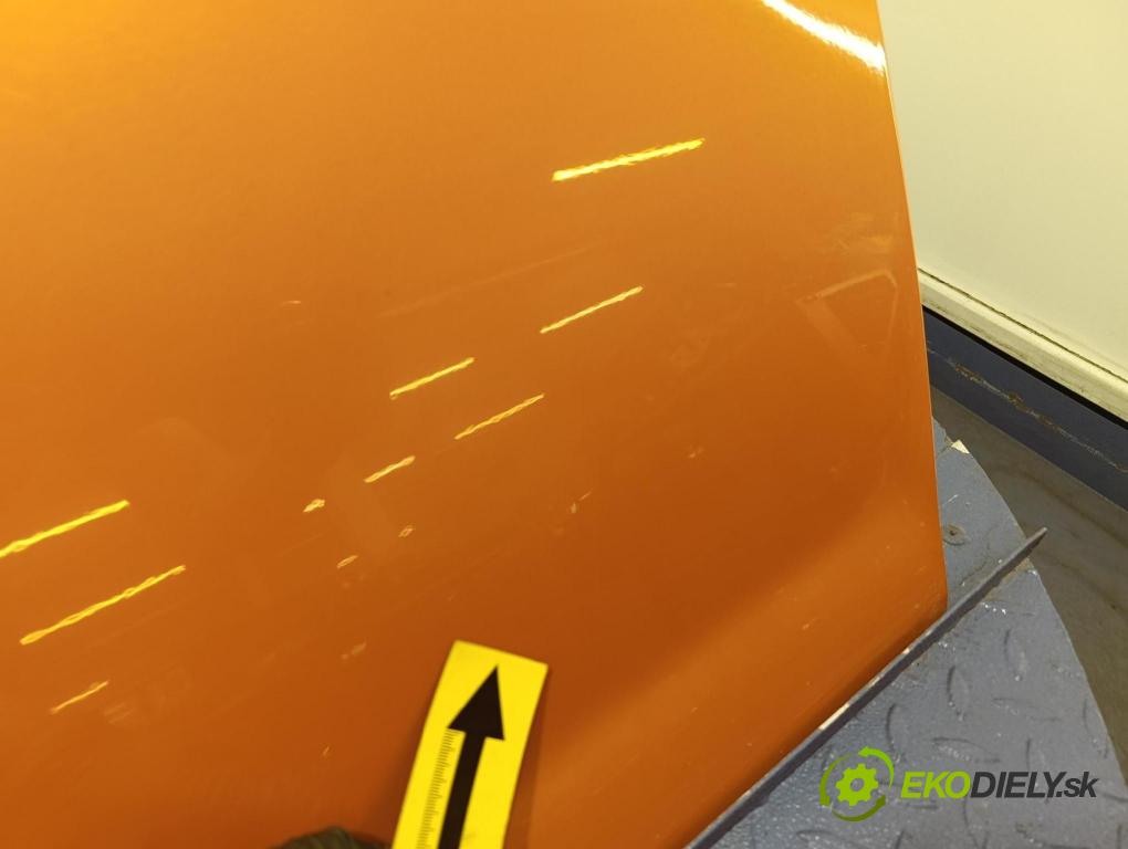 Daihatsu Trevis 2007 dveře před prave