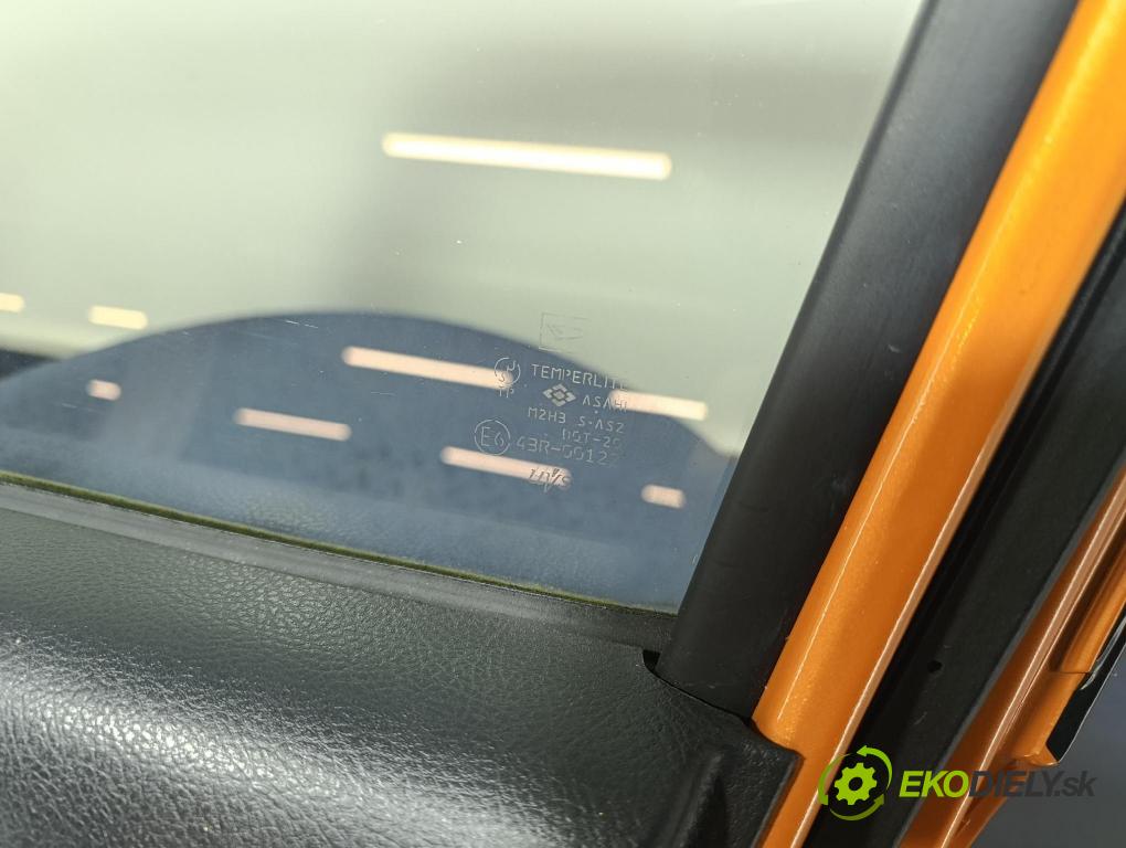 Daihatsu Trevis 2007 dveře před prave 