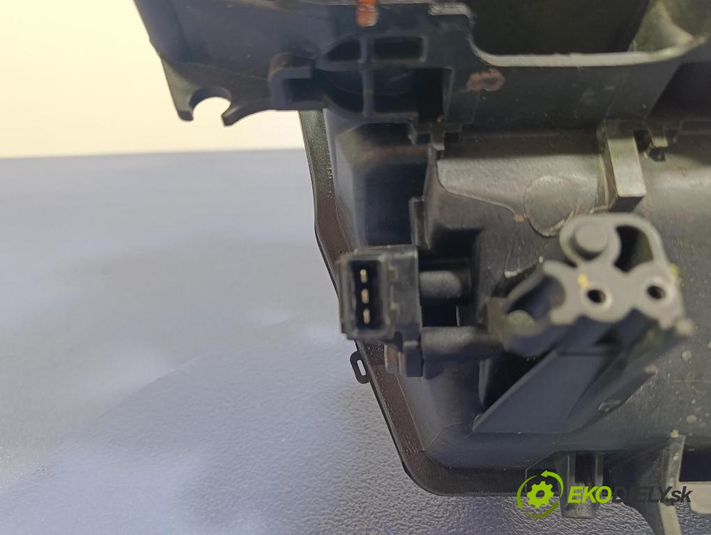 Bmw Seria 3 2006 potrubí Sání: 7788194