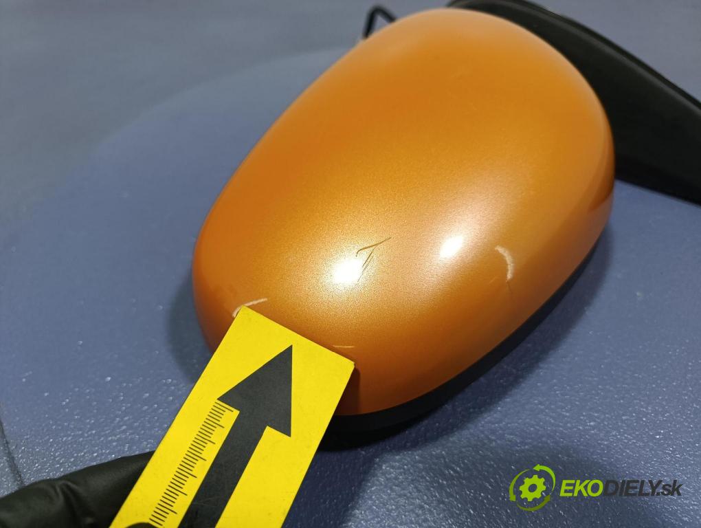 Daihatsu Trevis 2007 zpětné zrcátko Vlevo, odjet: