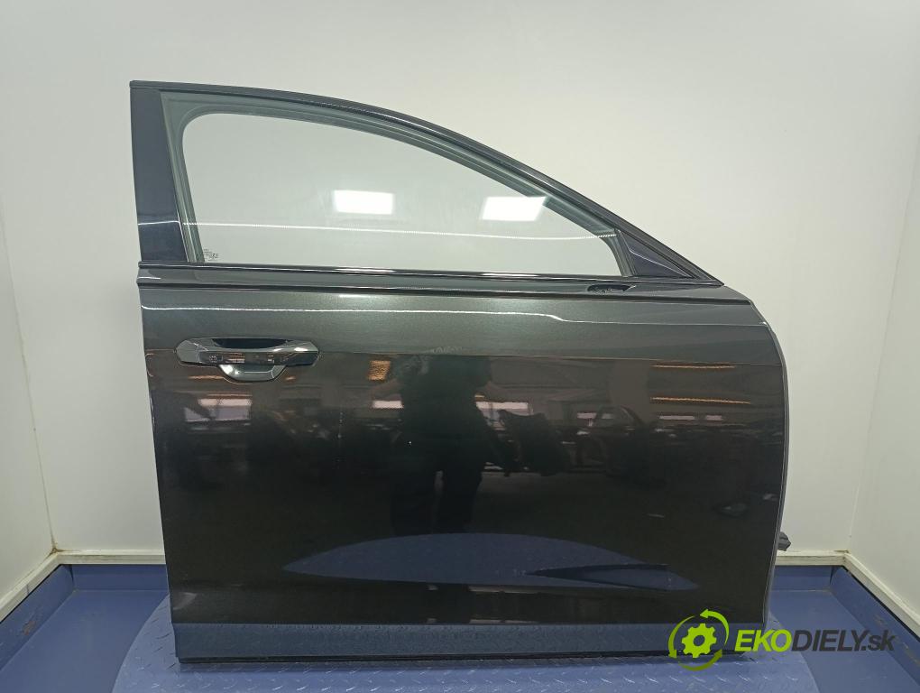 Audi A8 2019 dvere Predné pravé