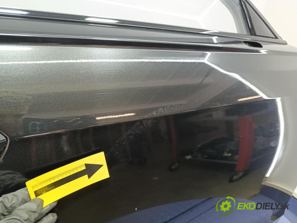 Audi A8 2019 dvere Predné pravé