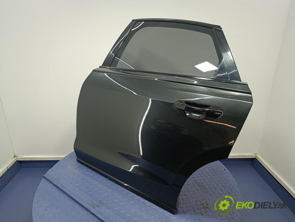 Audi A8 2019 dvere zad Vľavo: