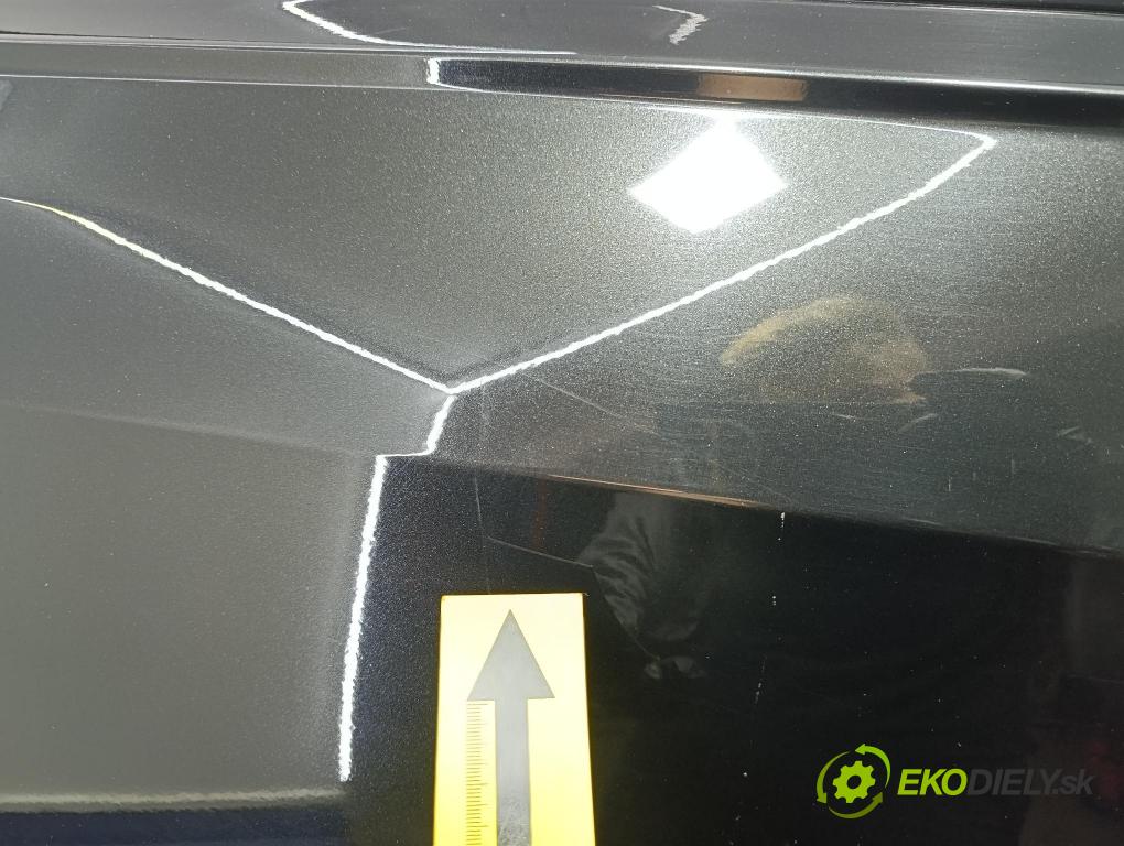 Audi A8 2019 dvere zad pravé