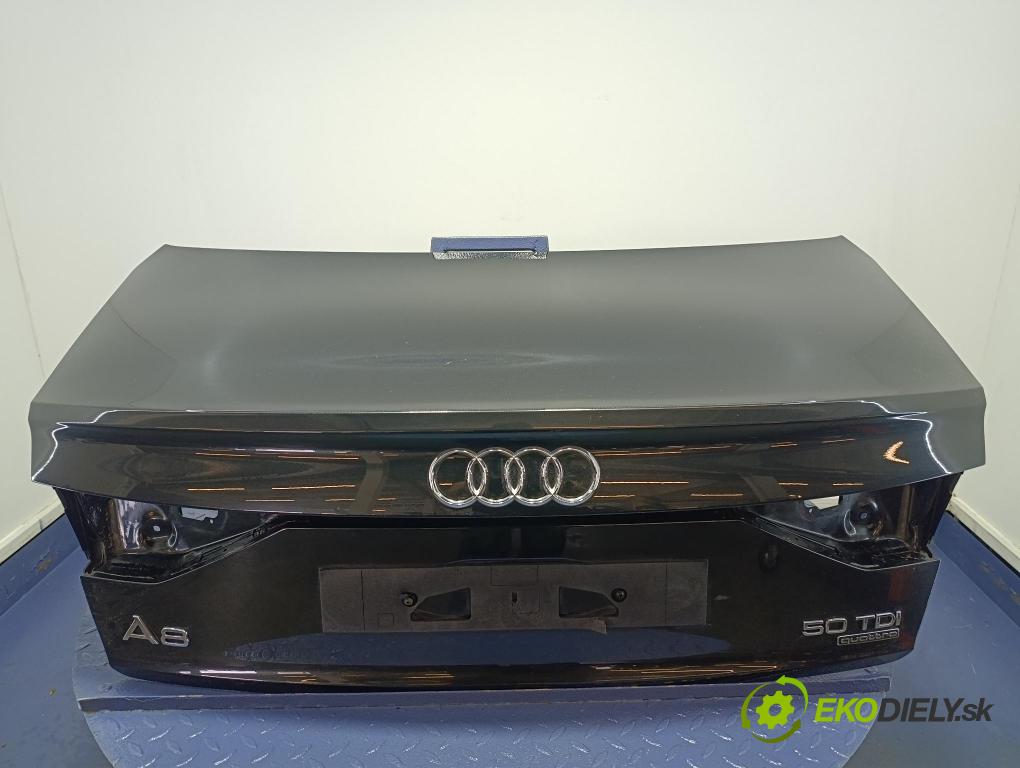 Audi A8 2019 zadna dveře kufra: kufra: