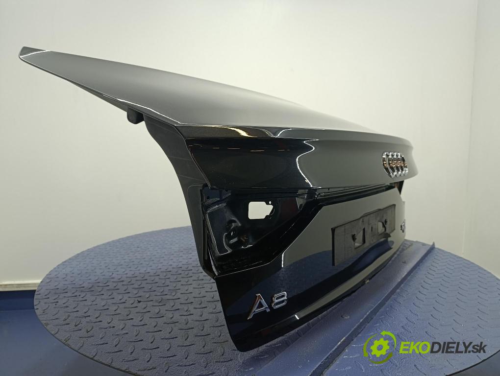 Audi A8 2019 zadna dveře kufra: kufra: