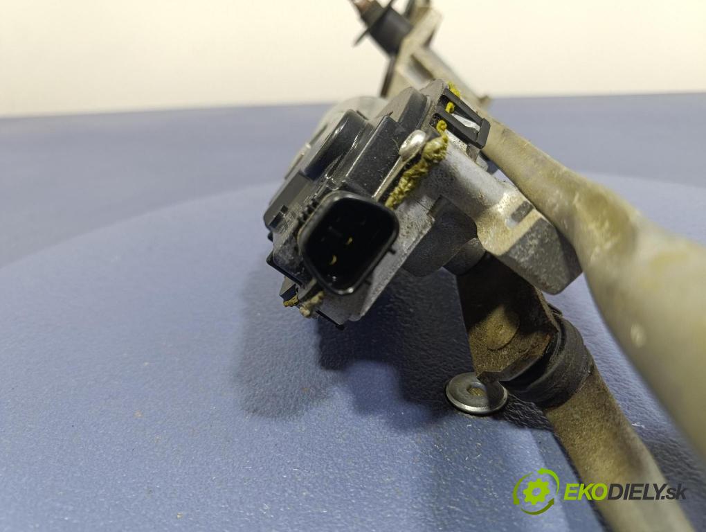 Daihatsu Trevis 2007 mechanismus motorek Stěrače: před 85110-B1030