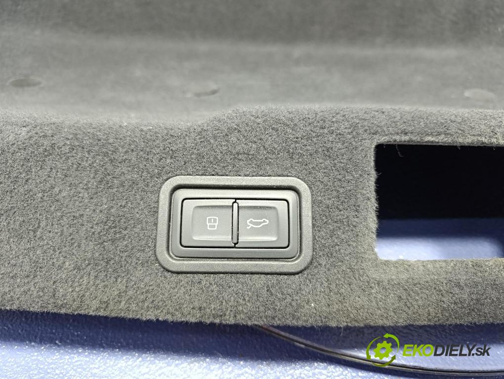 Audi A8 2019 Čalounictví: kufra: 4N0867975A