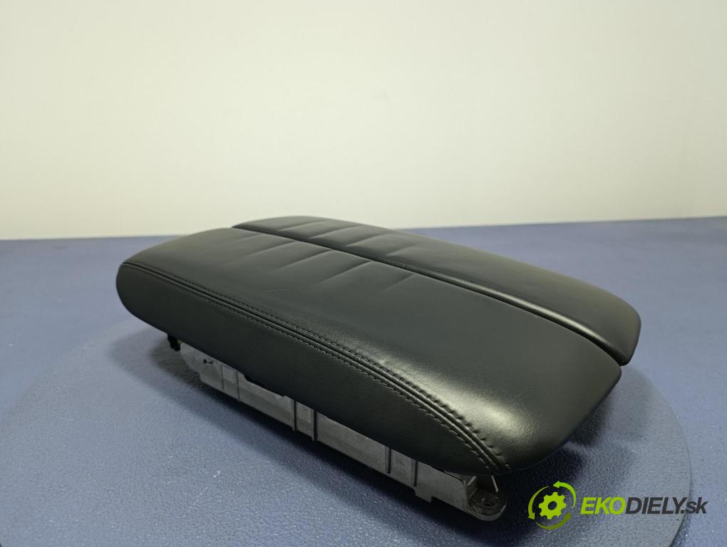 Audi A8 2019 operadlo 4N0864358A