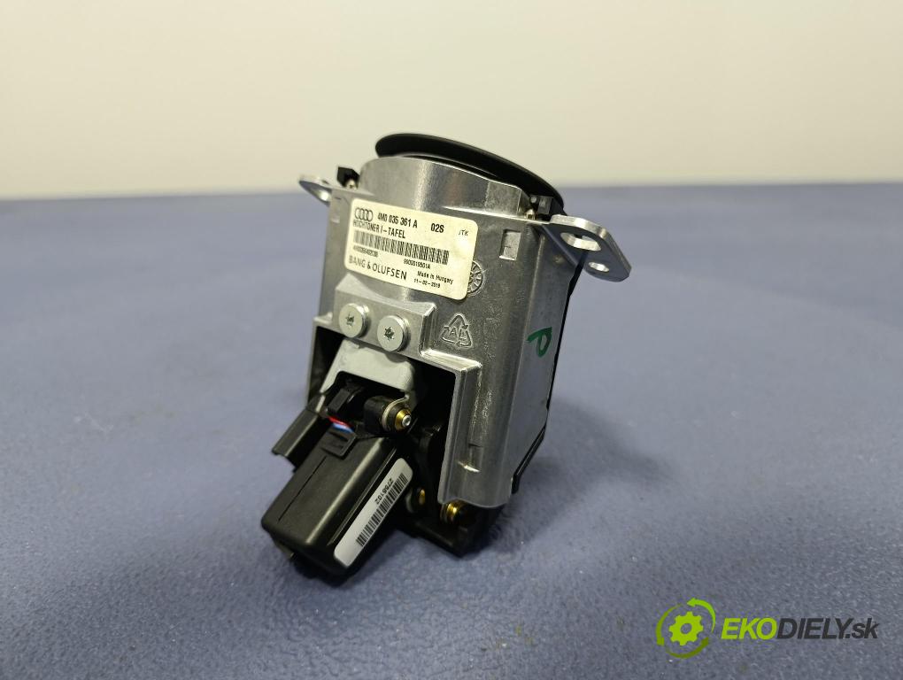 Audi A8 2019 Reproduktor / Subwoofer: 4M0035361A