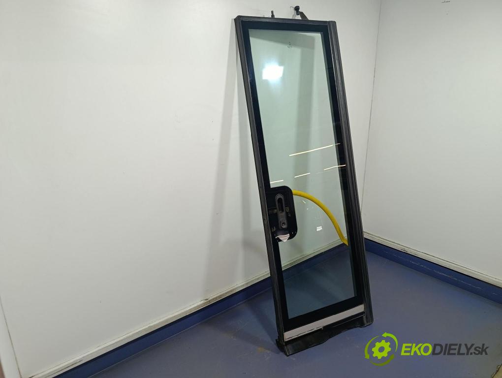 Mercedes Conecto 2008 dvere zad pravé