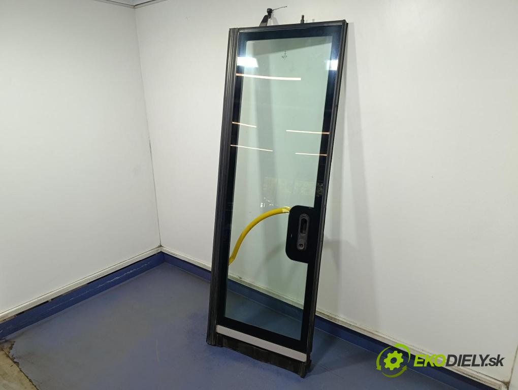 Mercedes Conecto 2008 dvere zad pravé