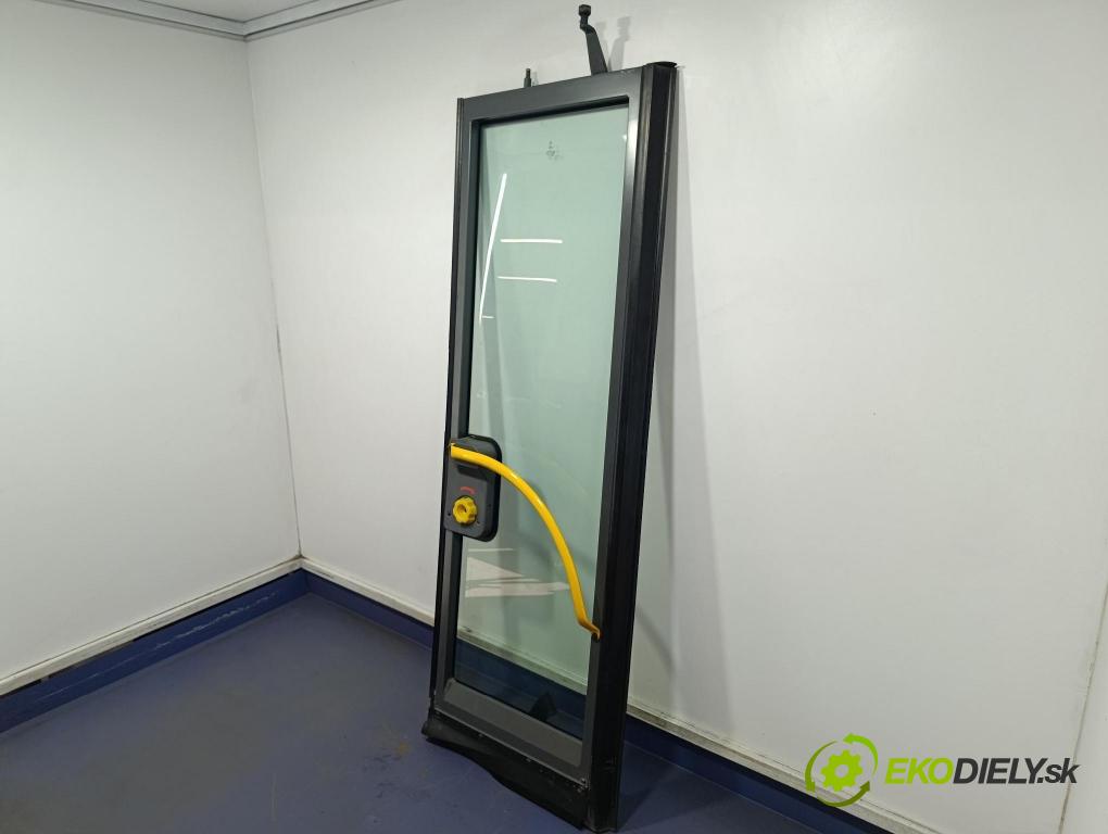 Mercedes Conecto 2008 dvere zad pravé