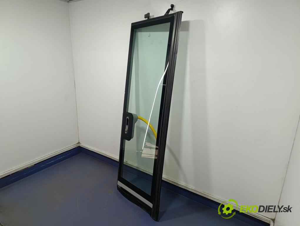 Mercedes Conecto 2008 dvere zad pravé