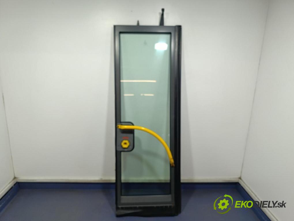 Mercedes Conecto 2008 dvere zad pravé
