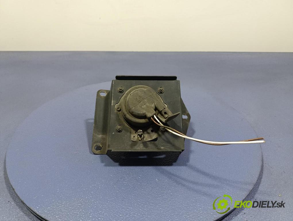 Mercedes Conecto 2008 Halogen Vľavo: