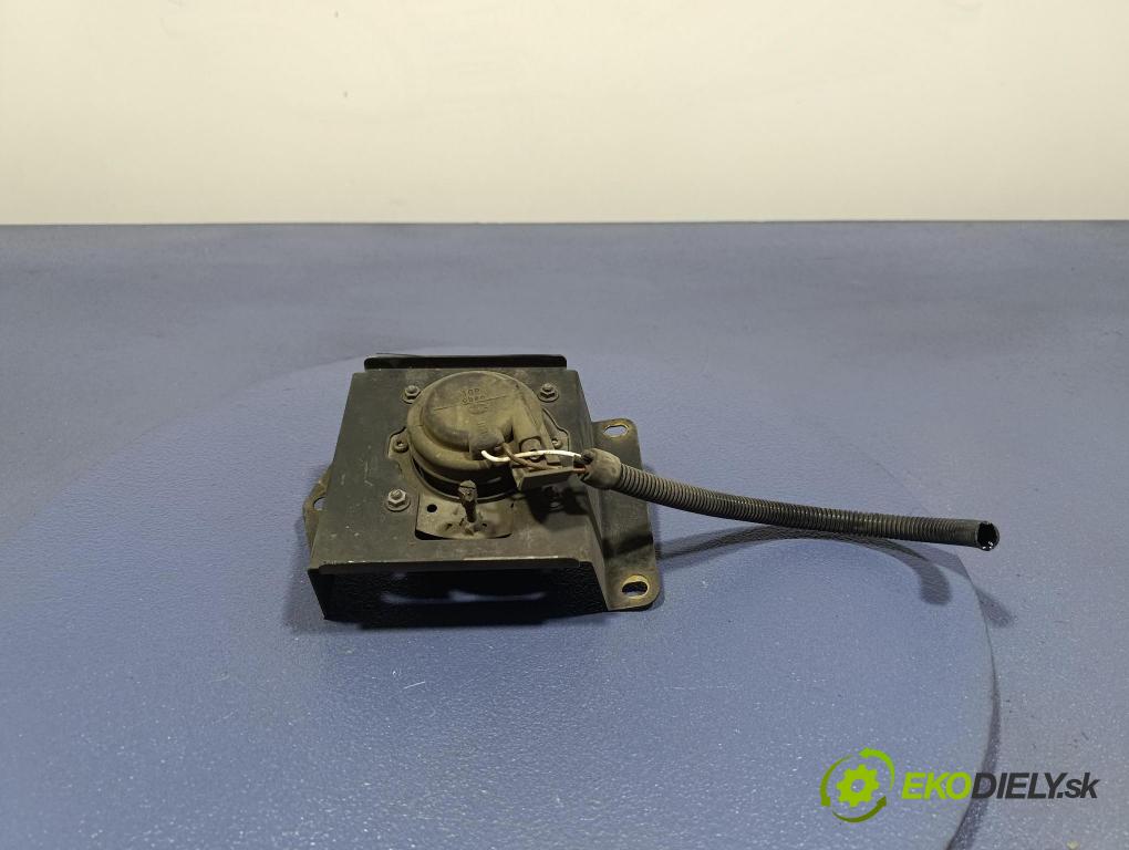 Mercedes Conecto 2008 Halogen v pravo: