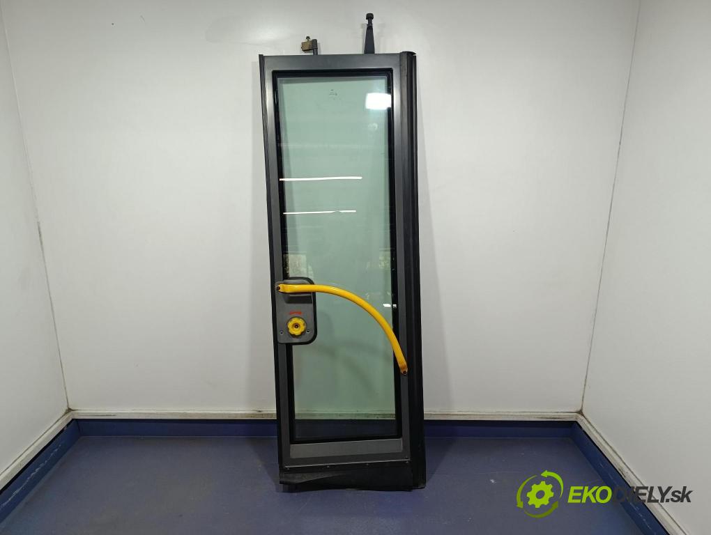 Mercedes Conecto 2008 dvere Predné pravé