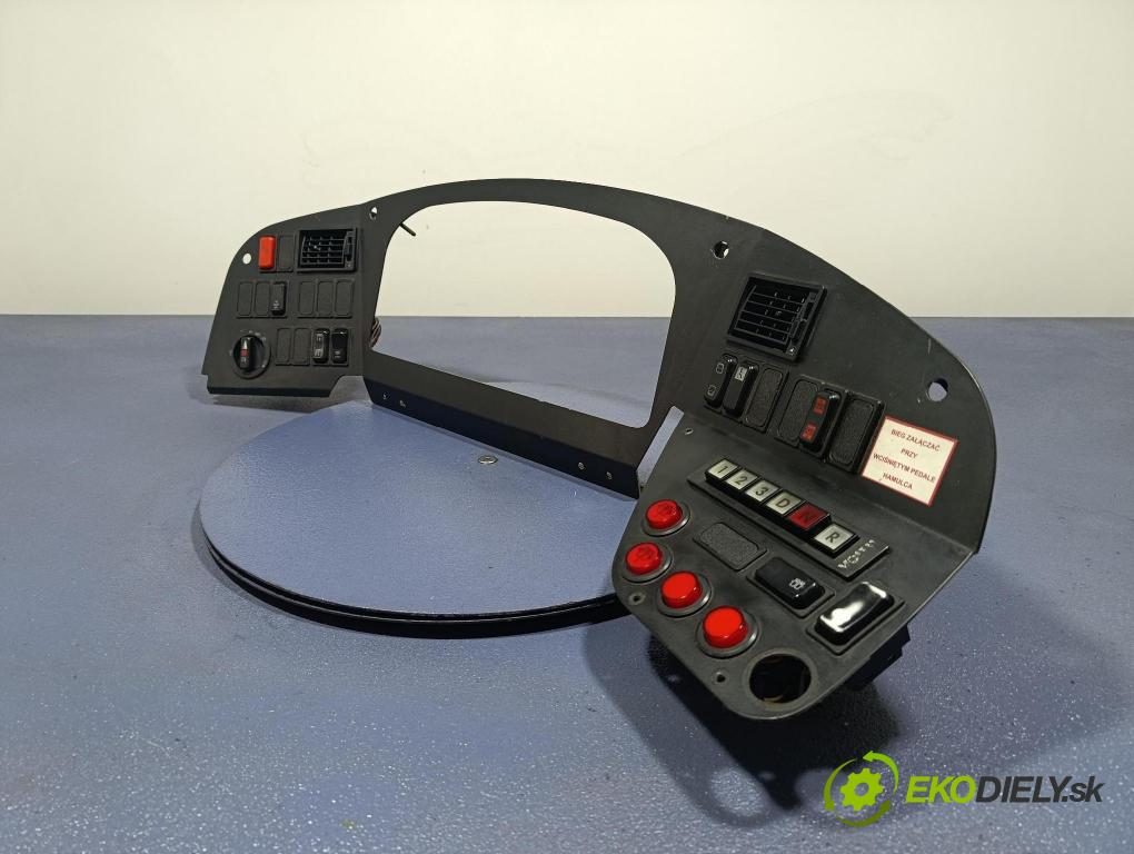 Mercedes Conecto 2008 kokpit,pristrojová doska