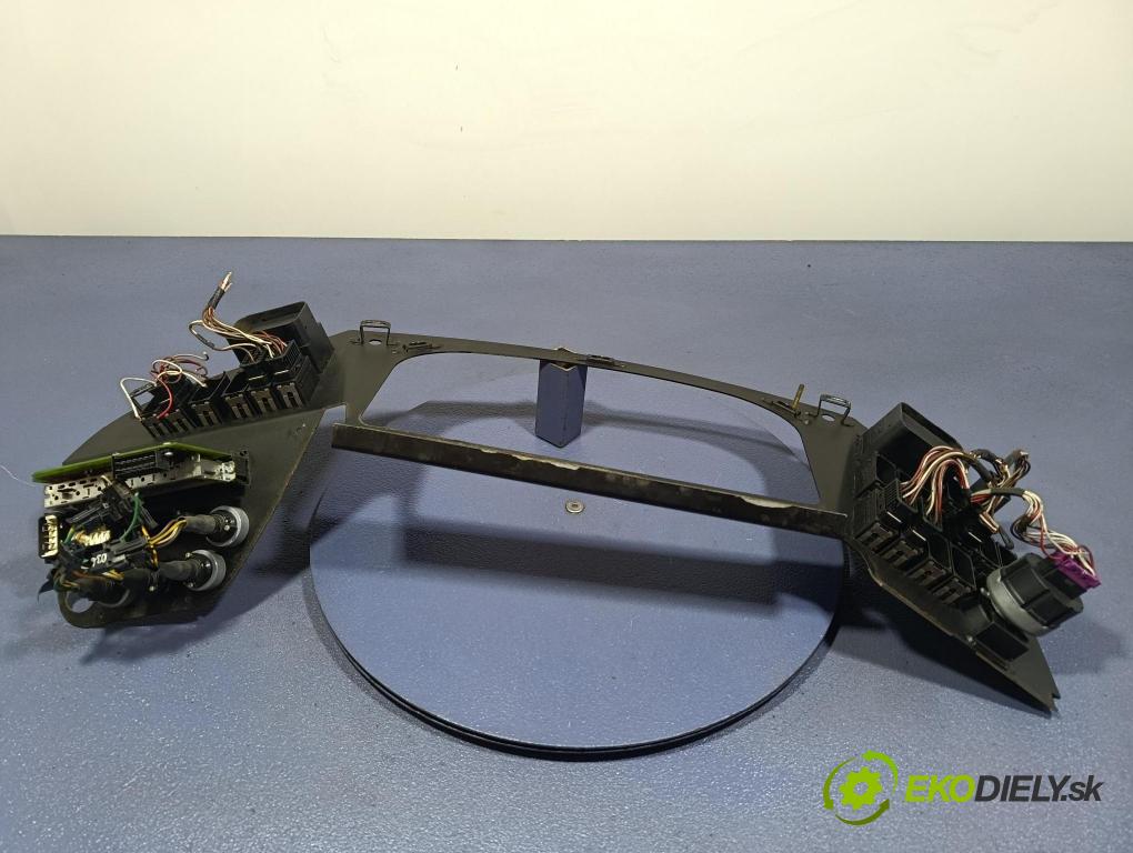 Mercedes Conecto 2008 kokpit,pristrojová doska