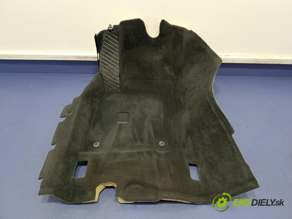 Audi A8 2019 koberec do auta 4N1863703G