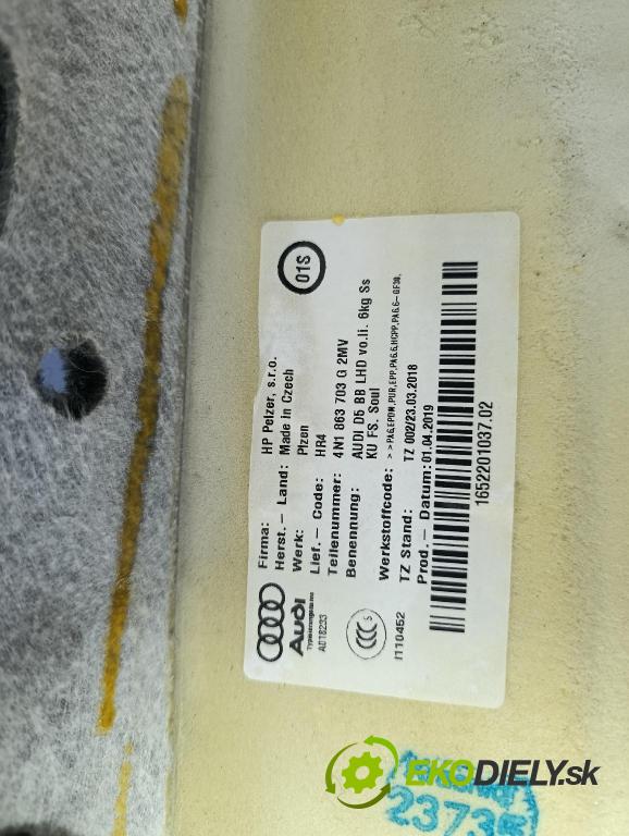 Audi A8 2019 koberec do auta 4N1863703G