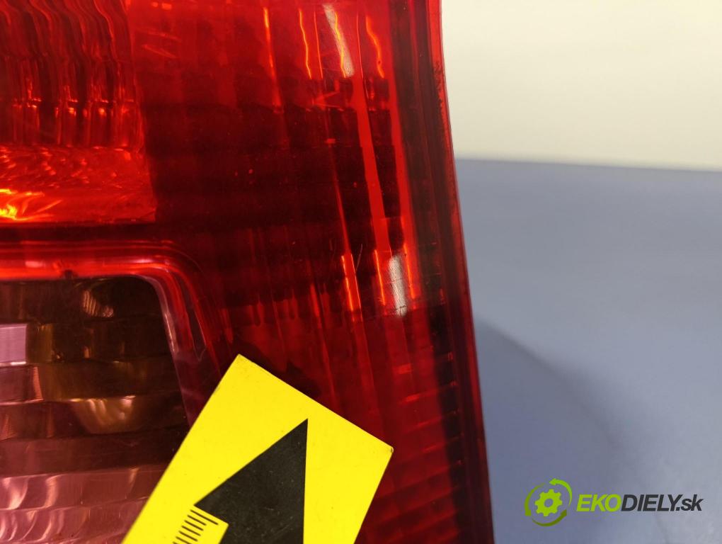 Honda Civic 2003 svetlo / reflektor zad Prava: Vonkajsia: 89023654