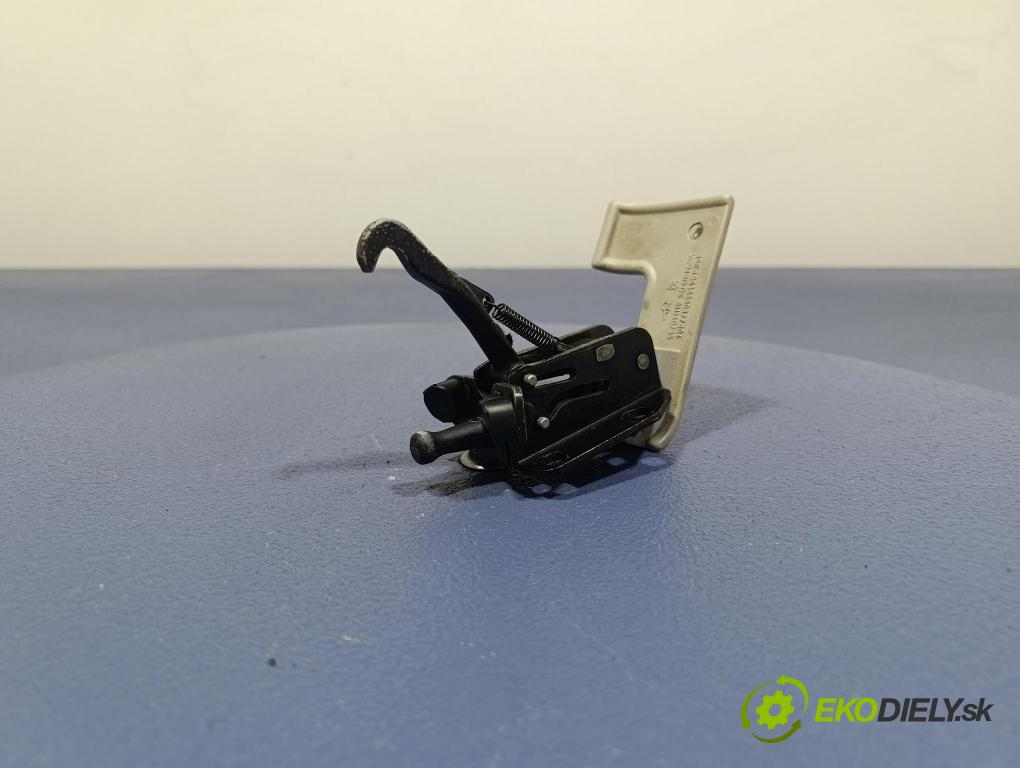 Peugeot 206 2003 strecha 9636880877