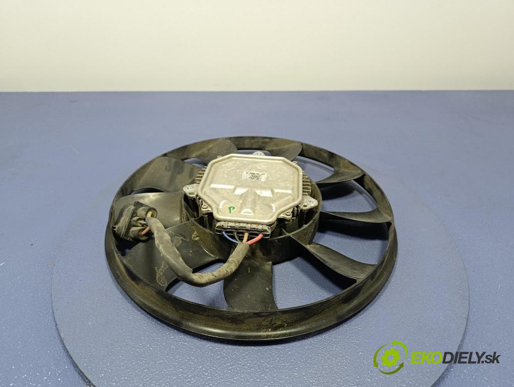 Audi A8 2019 Ventilátor Chladič: 8W0959455N