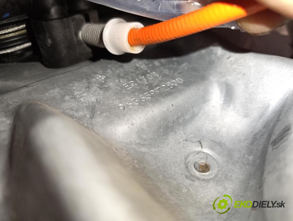 Peugeot 206 2003 mechanizmus okna Okná: zad v pravo: 9636597280