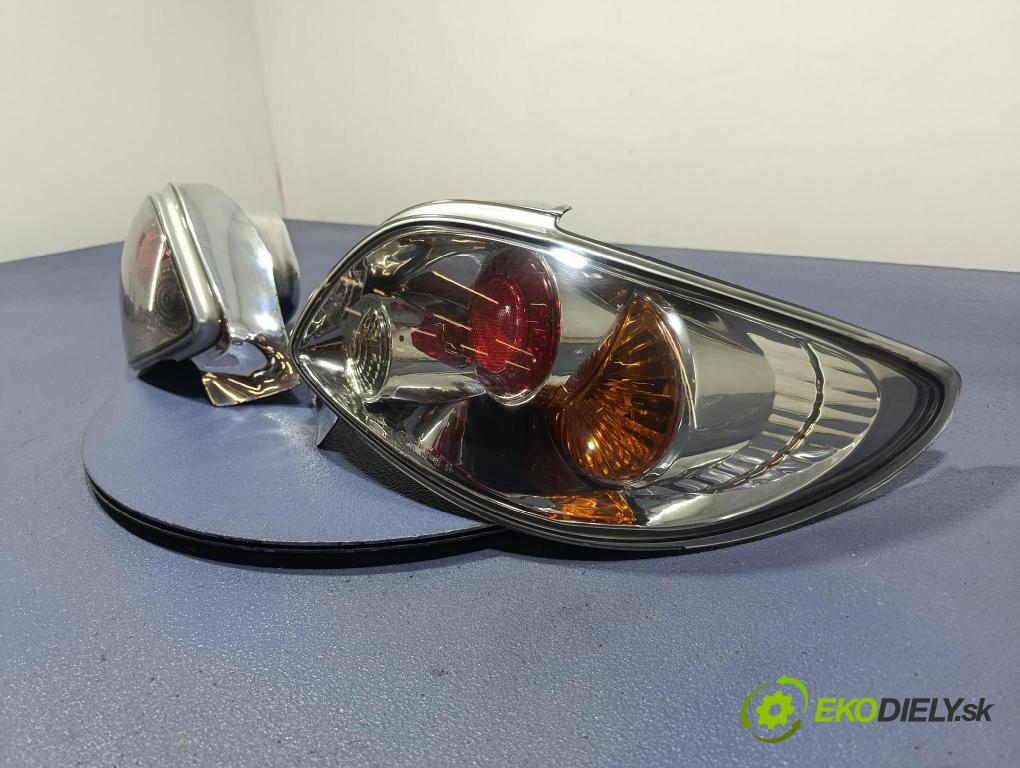 Peugeot 206 2003 svetlo / reflektor zad ľavá Vonkajsia: 60-1131B