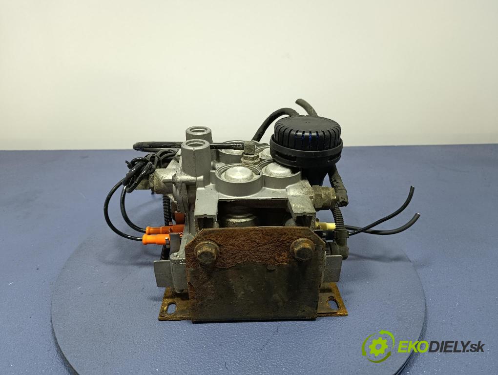 Mercedes Conecto 2008 čerpadlo ABS x 4801030110