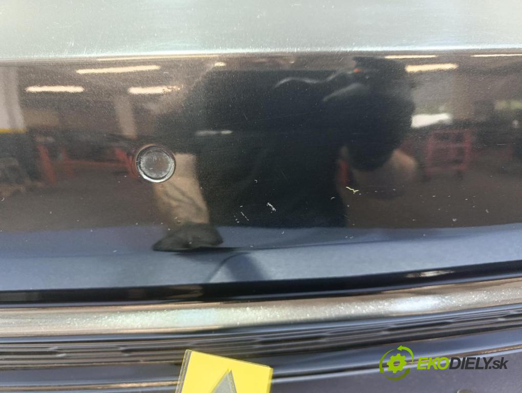 Audi A8 2019 nárazník zad