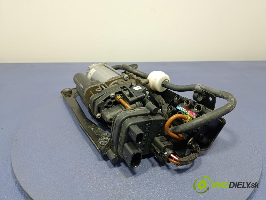 Audi A8 2019 Kompresor Vzduch: 4N0616005D