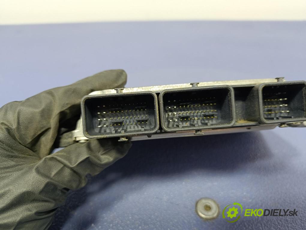 Renault Laguna 2007 riadiaca jednotka Motor: 8200726887