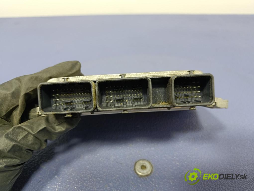 Renault Laguna 2007 riadiaca jednotka Motor: 8200726887