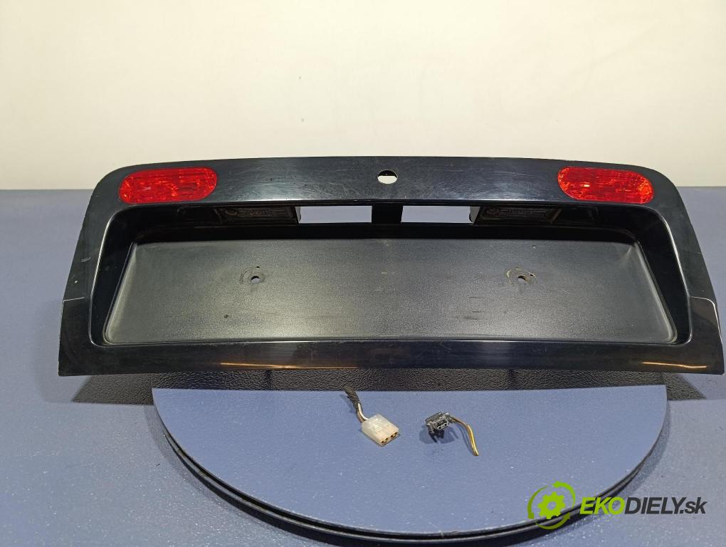Audi A6 2004 zaslepka: zad 4B9945695M
