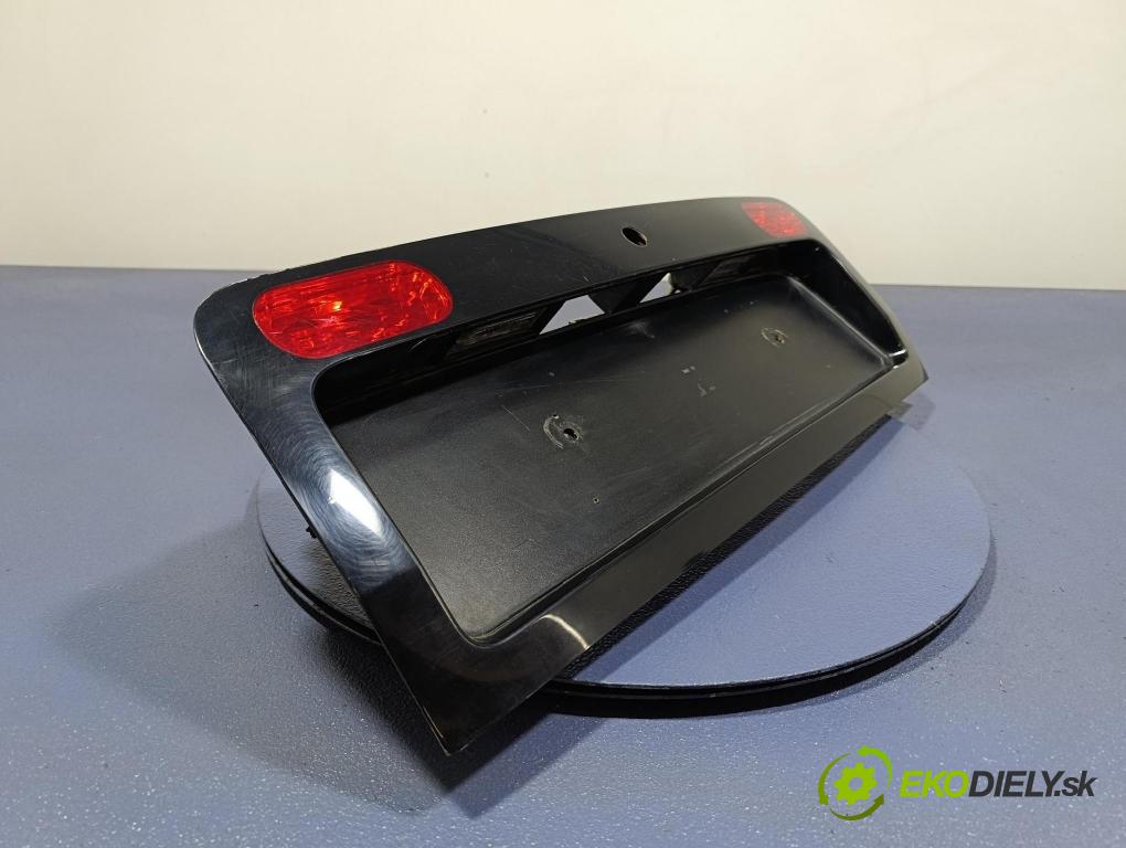 Audi A6 2004 zaslepka: zad 4B9945695M