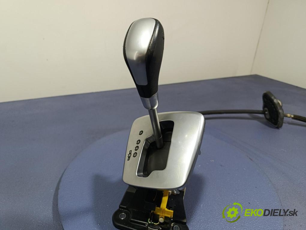 Renault Laguna 2007 Páka: Zmeny: 8200785086