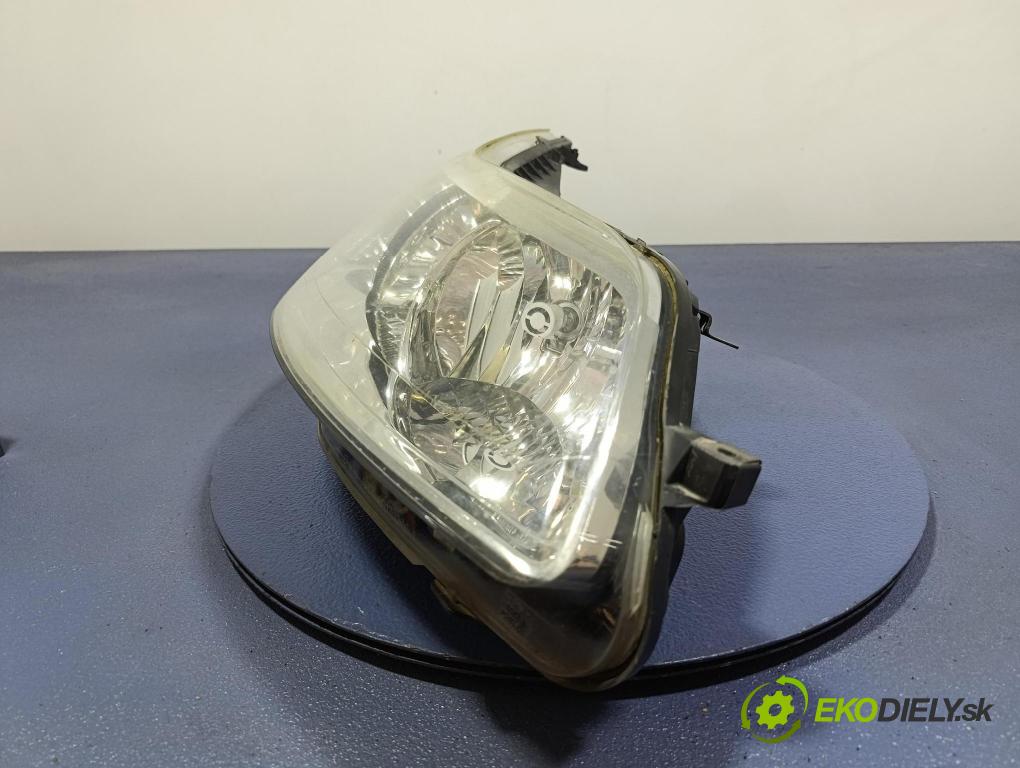 Citroen C4 2005 Reflektor: v pravo: 9646893880